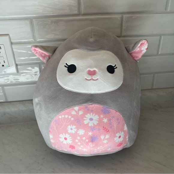 Squishmallows Other - Elea the Lamb Squishmallow
